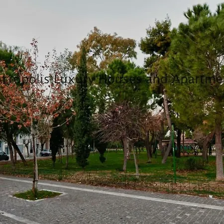 Acropolis Luxury House *