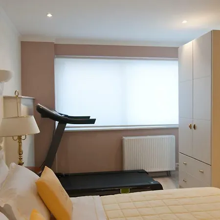 Acropolis Luxury House