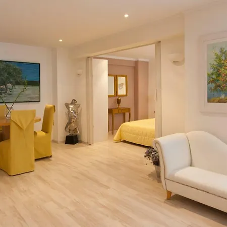 Acropolis Luxury House
